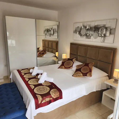 Apartments - Villa Sabrina Brela Room photo